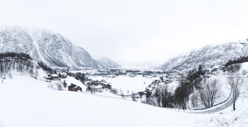 Free Image of Snow Covered Mountains in Black and White 