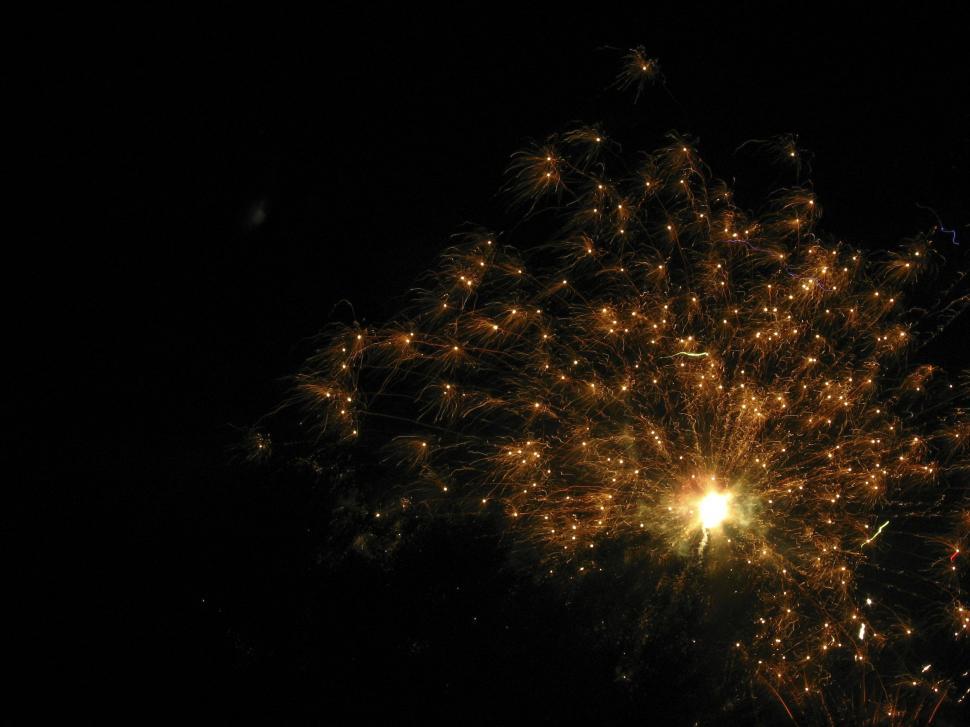 Free Image of lights in the sky 