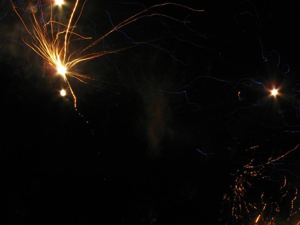 Free Image of Light streaks 
