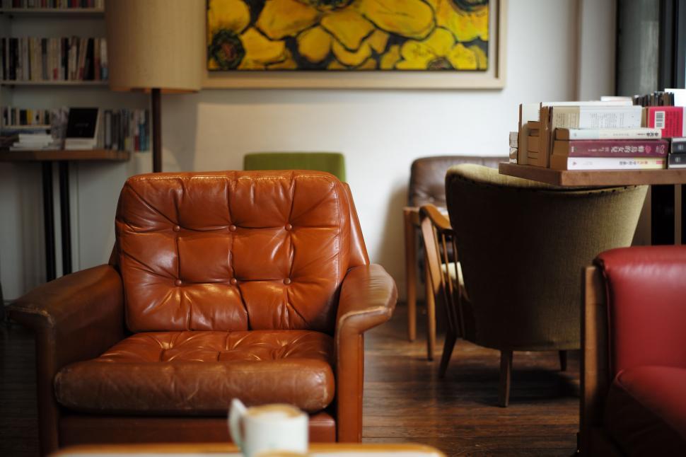 Free Image of Furnished Living Room With Wall Painting 