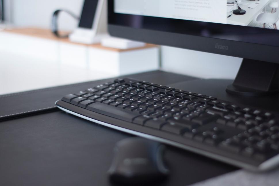 Free Image of Computer Keyboard on Desk 