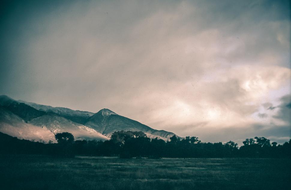 Free Image of Dark landscape 