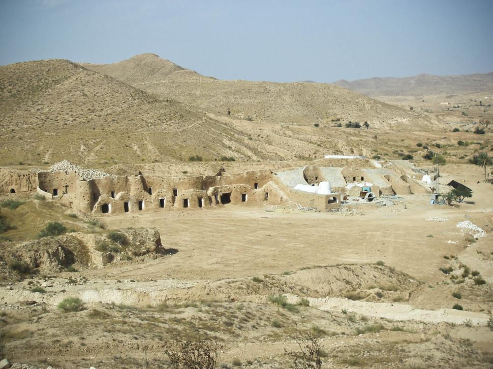 Free Image of Old settlement in Tunisia Desert 
