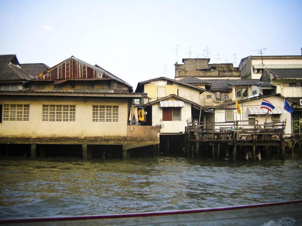 Free Image of River houses in Bangkok 
