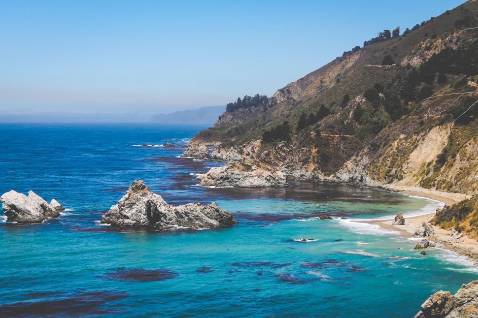 Free Image of A View of the Ocean From a Cliff 