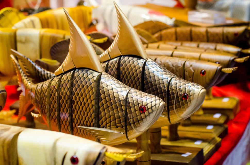 Free Image of Fish sculpture  