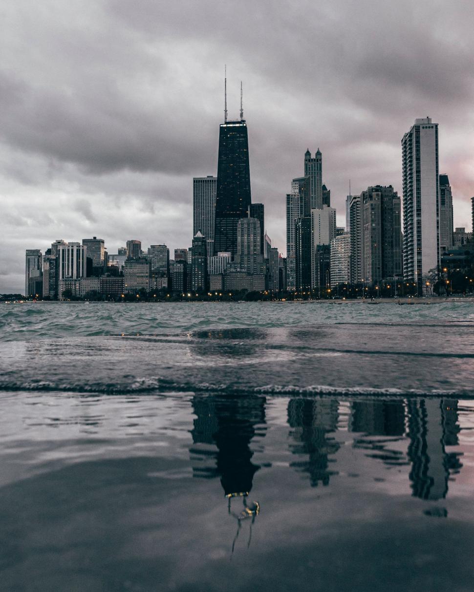 Free Image of City Skyline in Black and White 