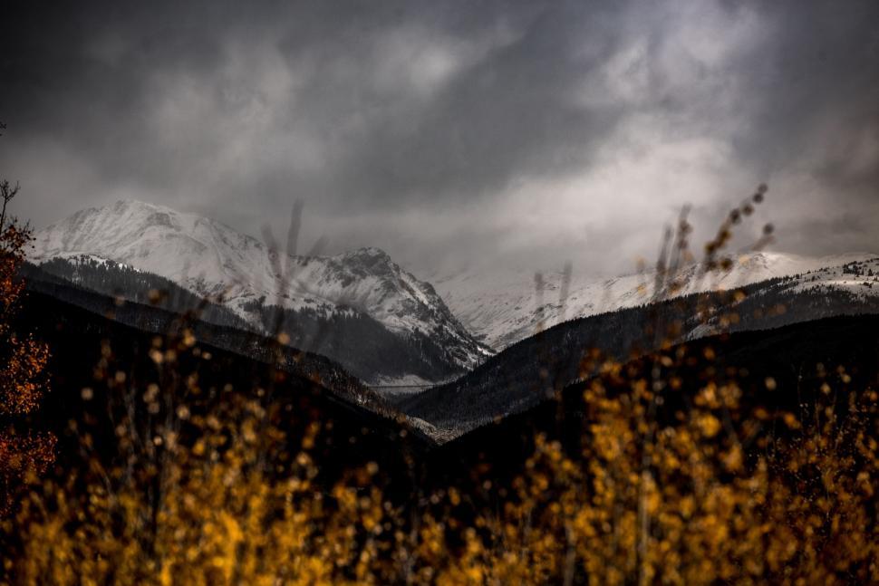 Free Image of Majestic Mountain Range 