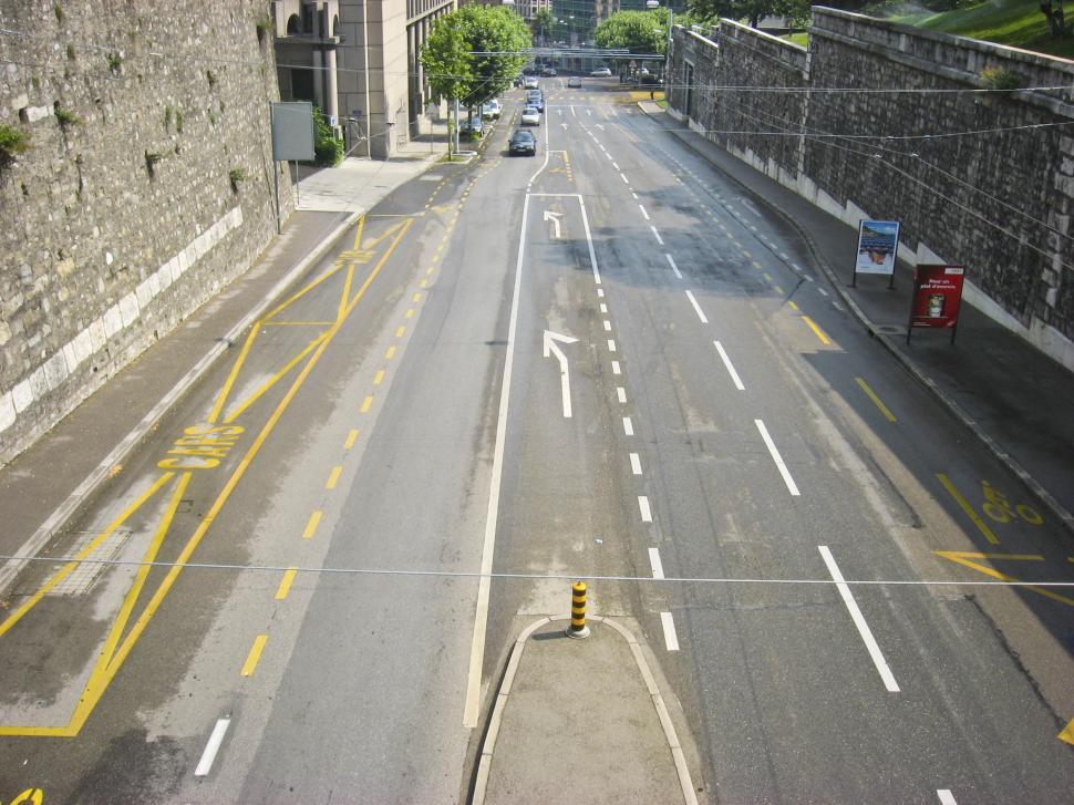 Free Image of Empty road 