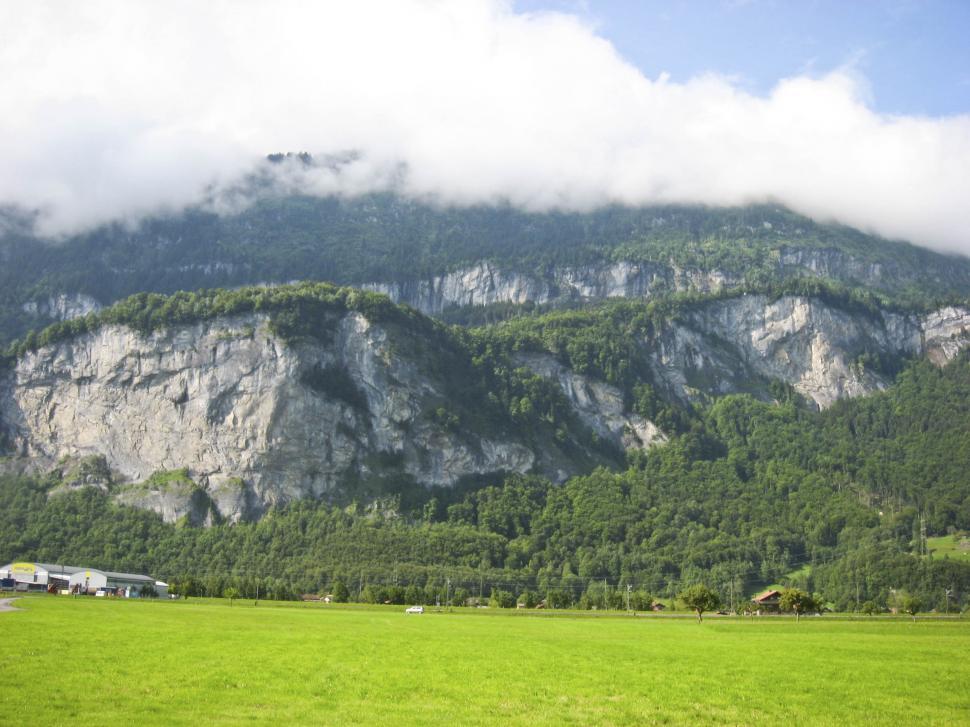 Free Image of Alpine countryside, Swizerland 
