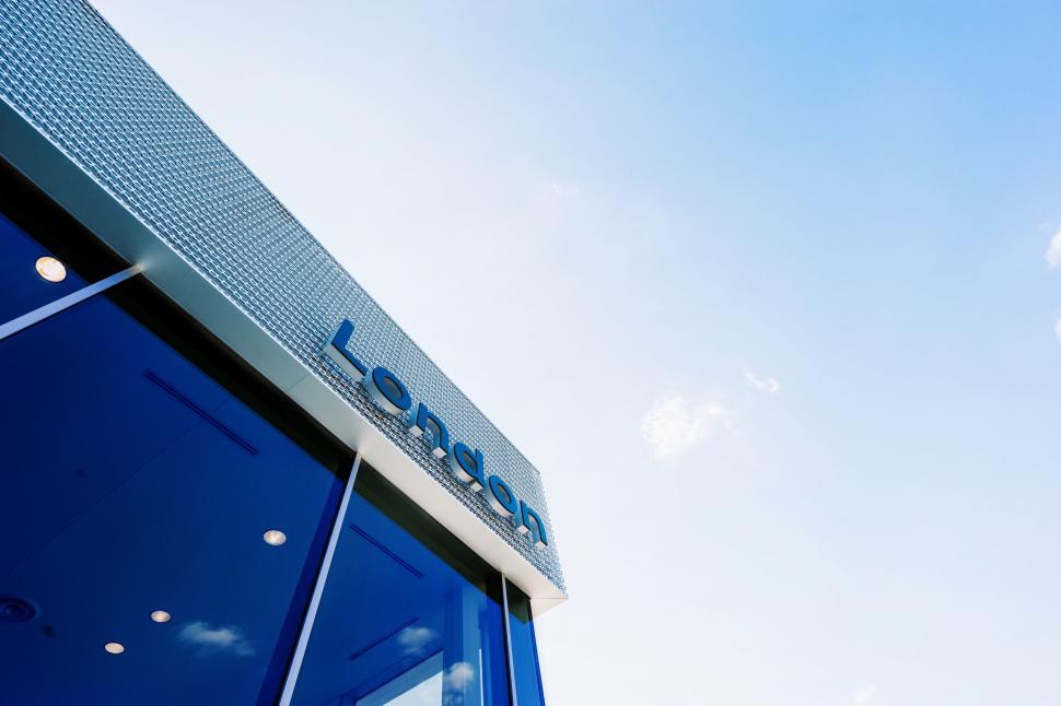 Free Image of Building With Many Windows 