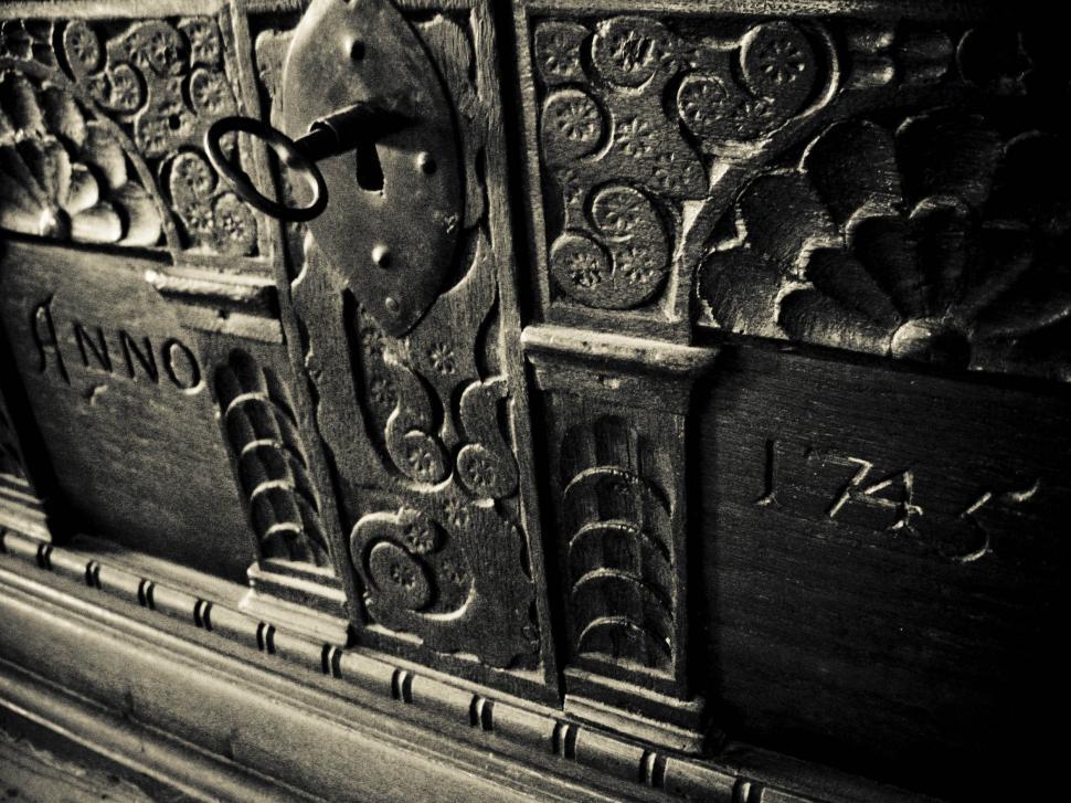 Free Image of antique lock 