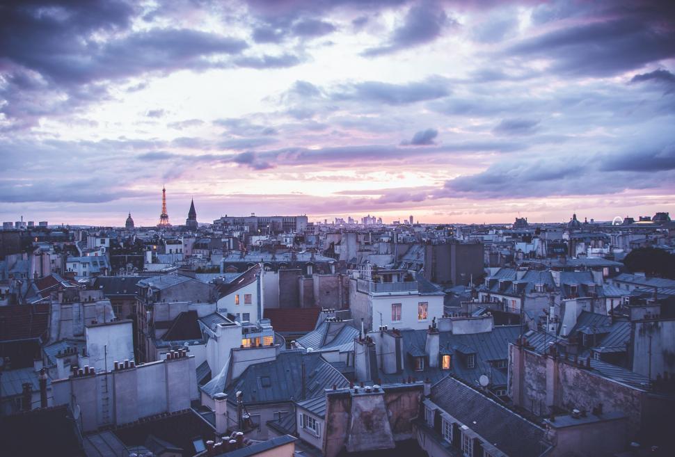 Free Image of City Overview at Dusk From Rooftop 