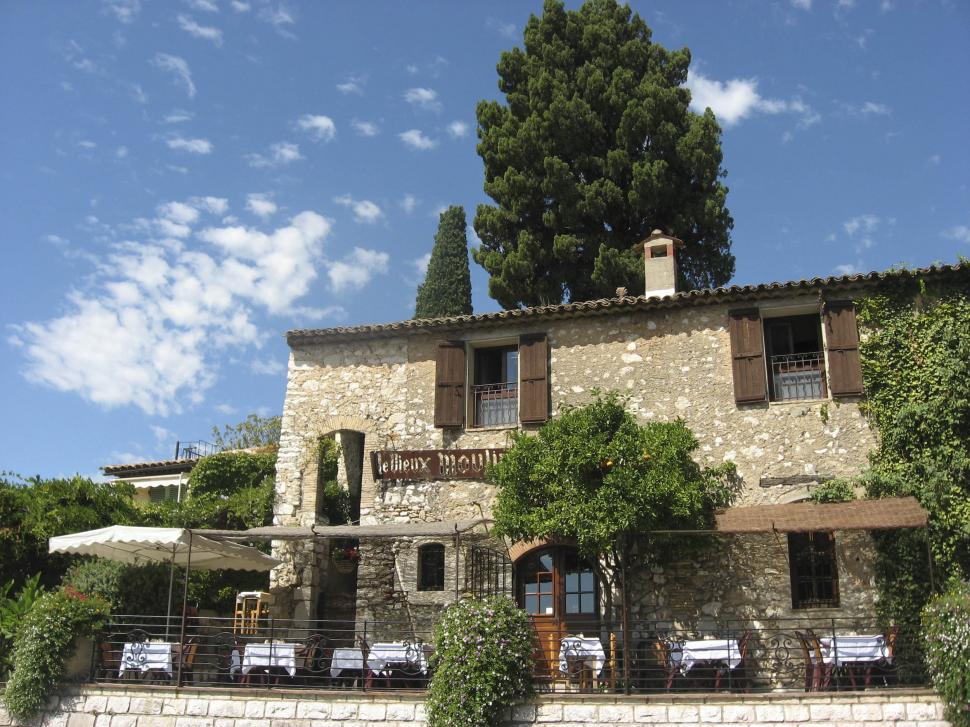 Free Image of restaurant terrace 