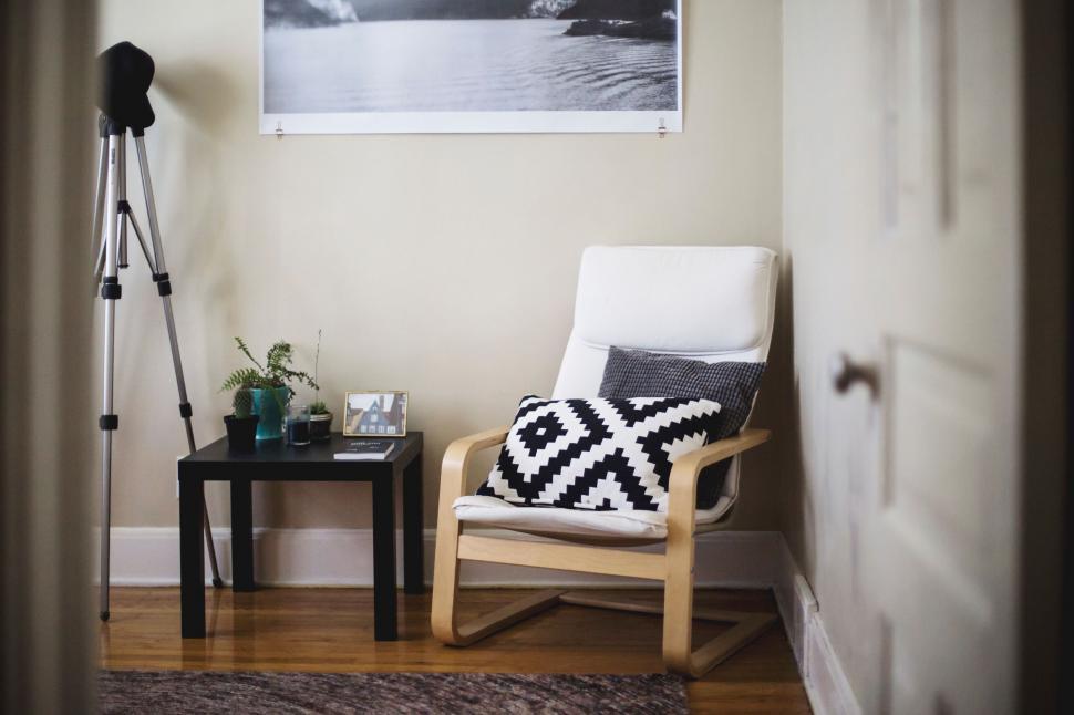 Free Image of Chair and Table in Room 