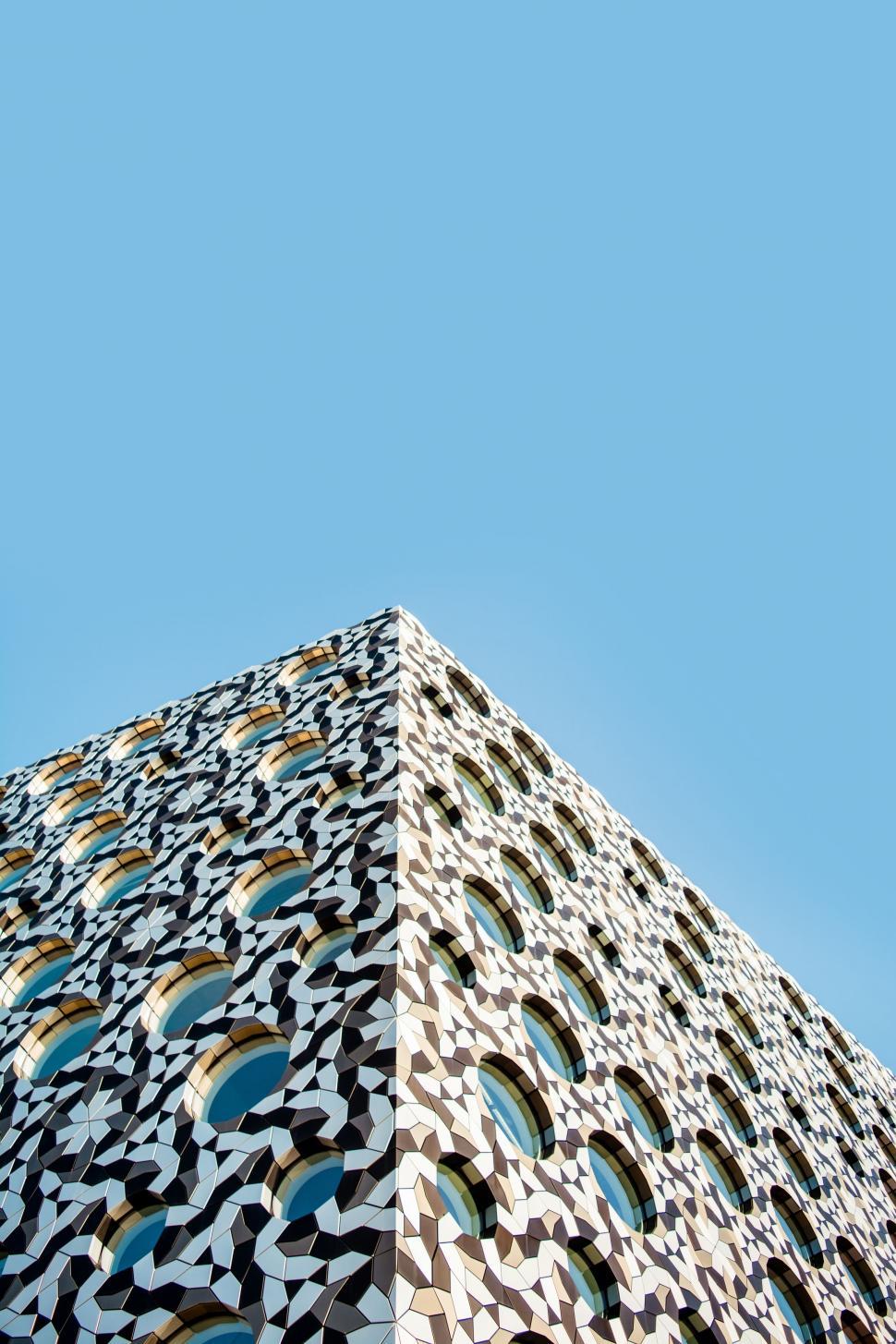 Free Image of Towering Building Against Skyline 