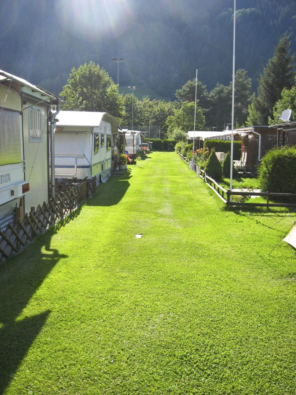 Free Image of alpine trailer park 
