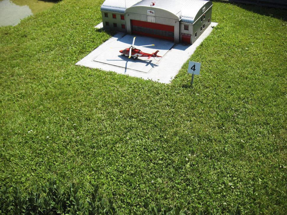 Free Image of miniatures swiss chopper 