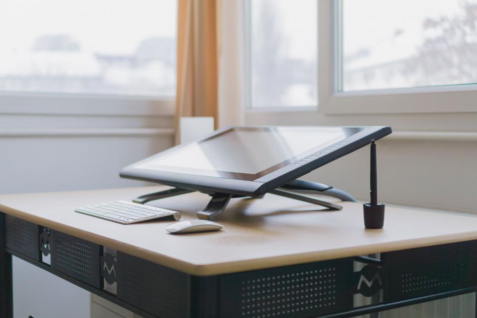 Free Image of Laptop Computer on Table 