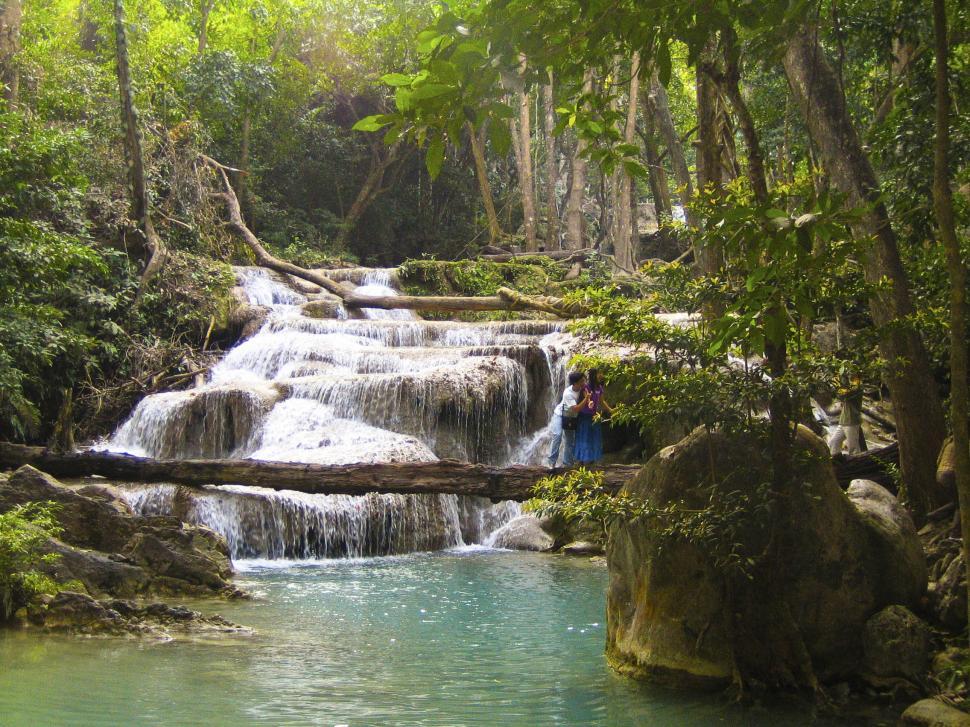 Free Image of waterfalls 