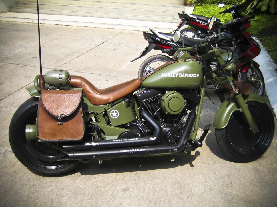 Free Image of Green harley davidson 