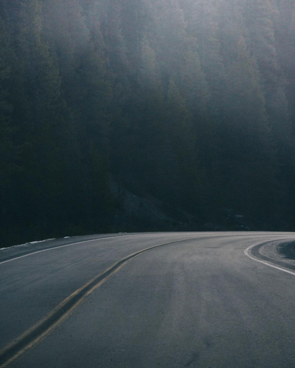 Free Image of Dark Road at Night 