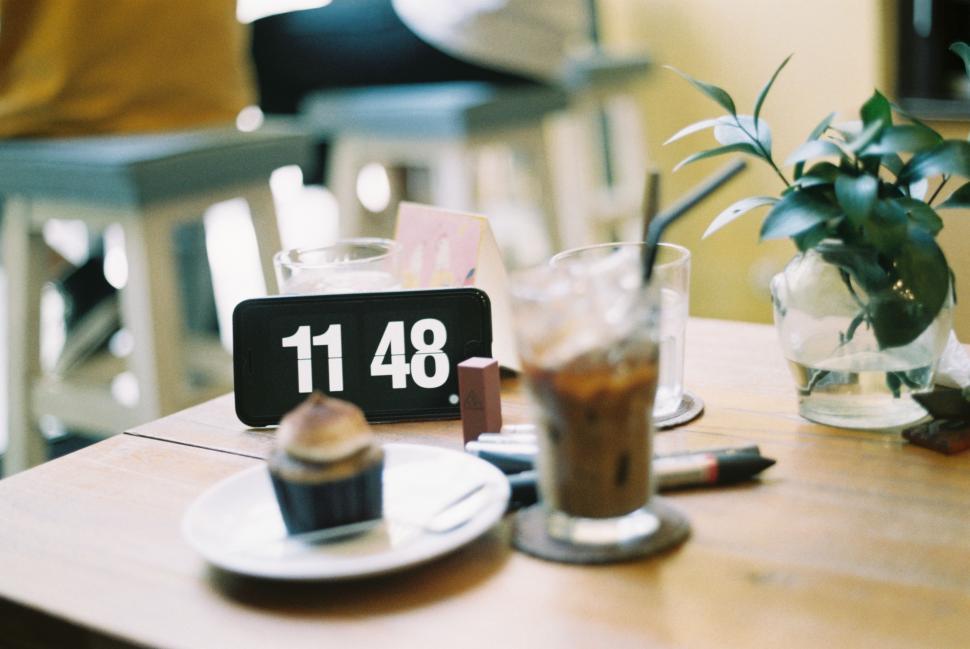 Free Image of Table With Plate and Cupcake 