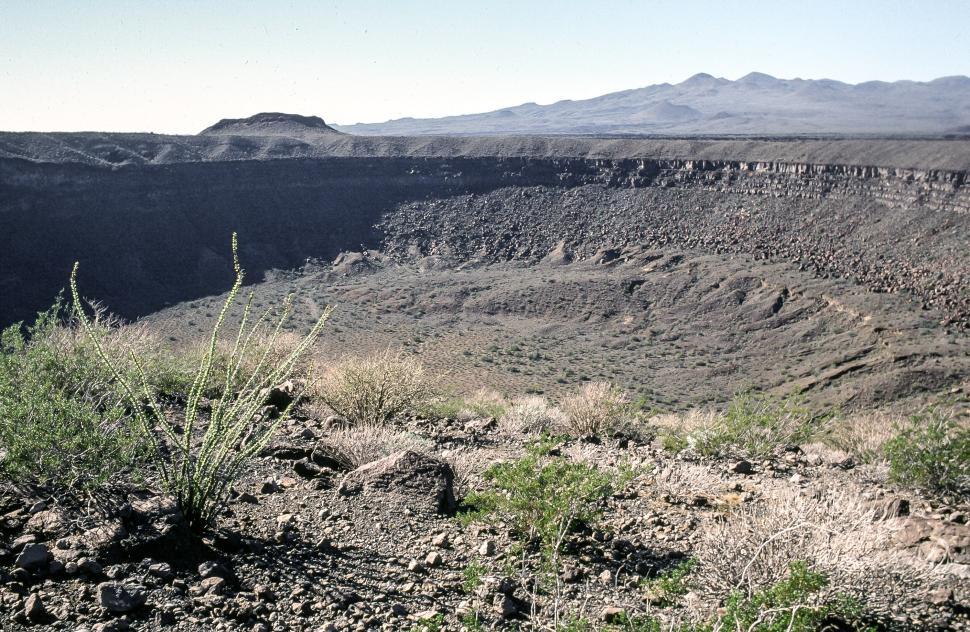 Free Image of Meteor Crater in Arizona 