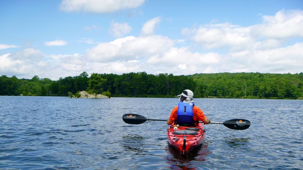 Free Image of Splitrock Reservoir Solo Kayaker 