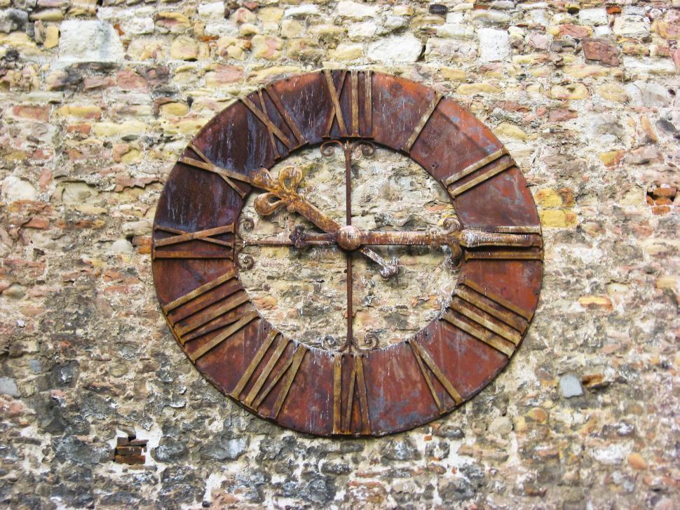 Free Image of Large clock 