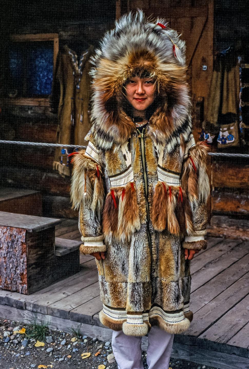 Free Image of Young american tribal woman 