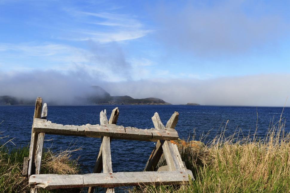 Free Image of Sawbuck and Sea 