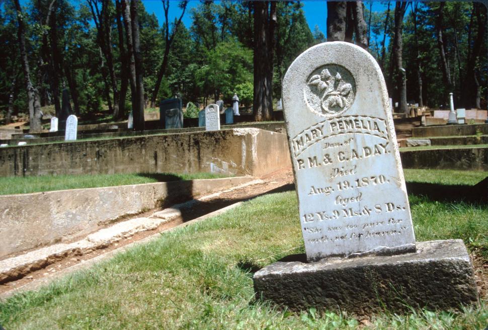 Free Image of Grave marker carved 