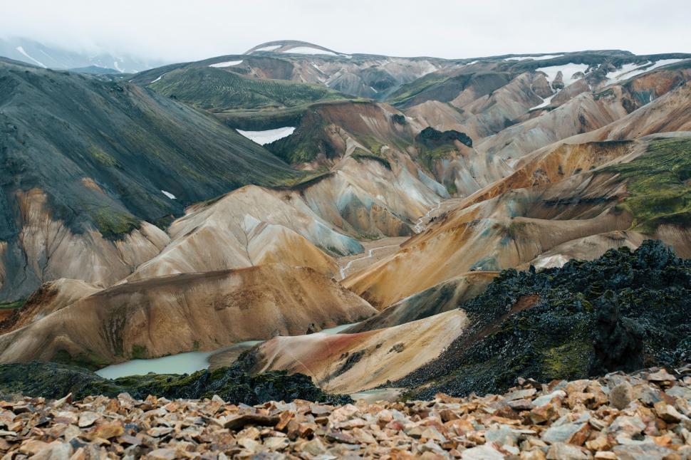 Free Image of Rocky Landscape With Majestic Mountain Range 