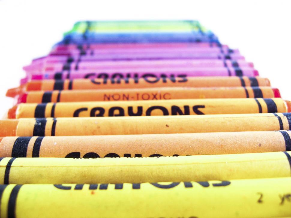 Free Image of crayon layers 