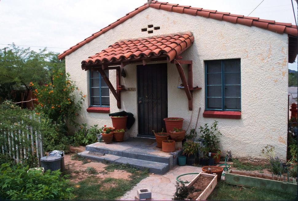 Free Image of Small Cottage 