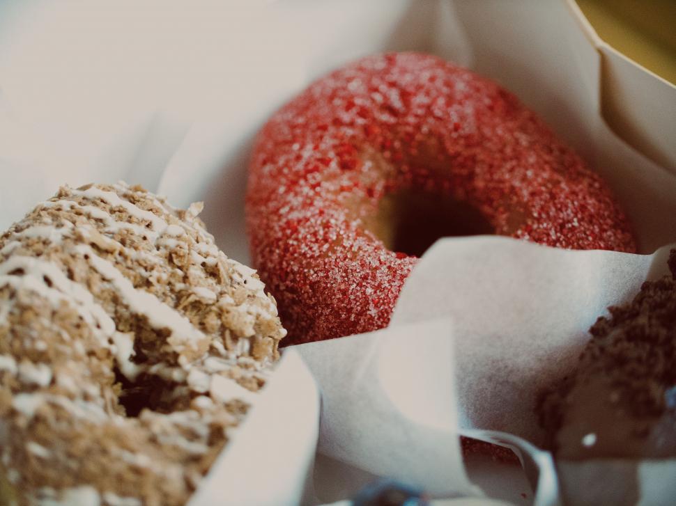 Free Image of Close Up of a Box of Doughnuts 