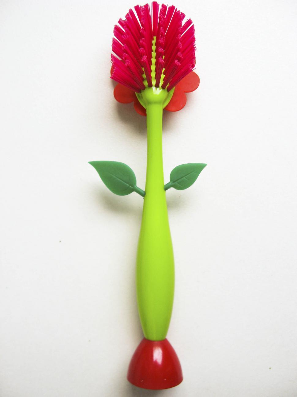 Free Image of dish washing brush 
