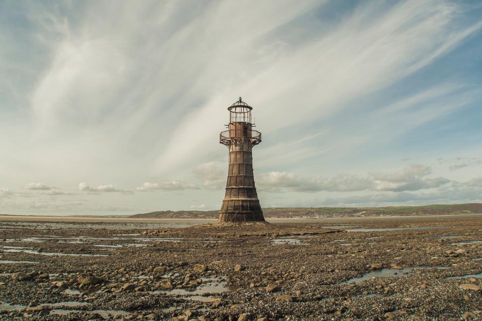 Free Image of Tower Rising in the Desert 