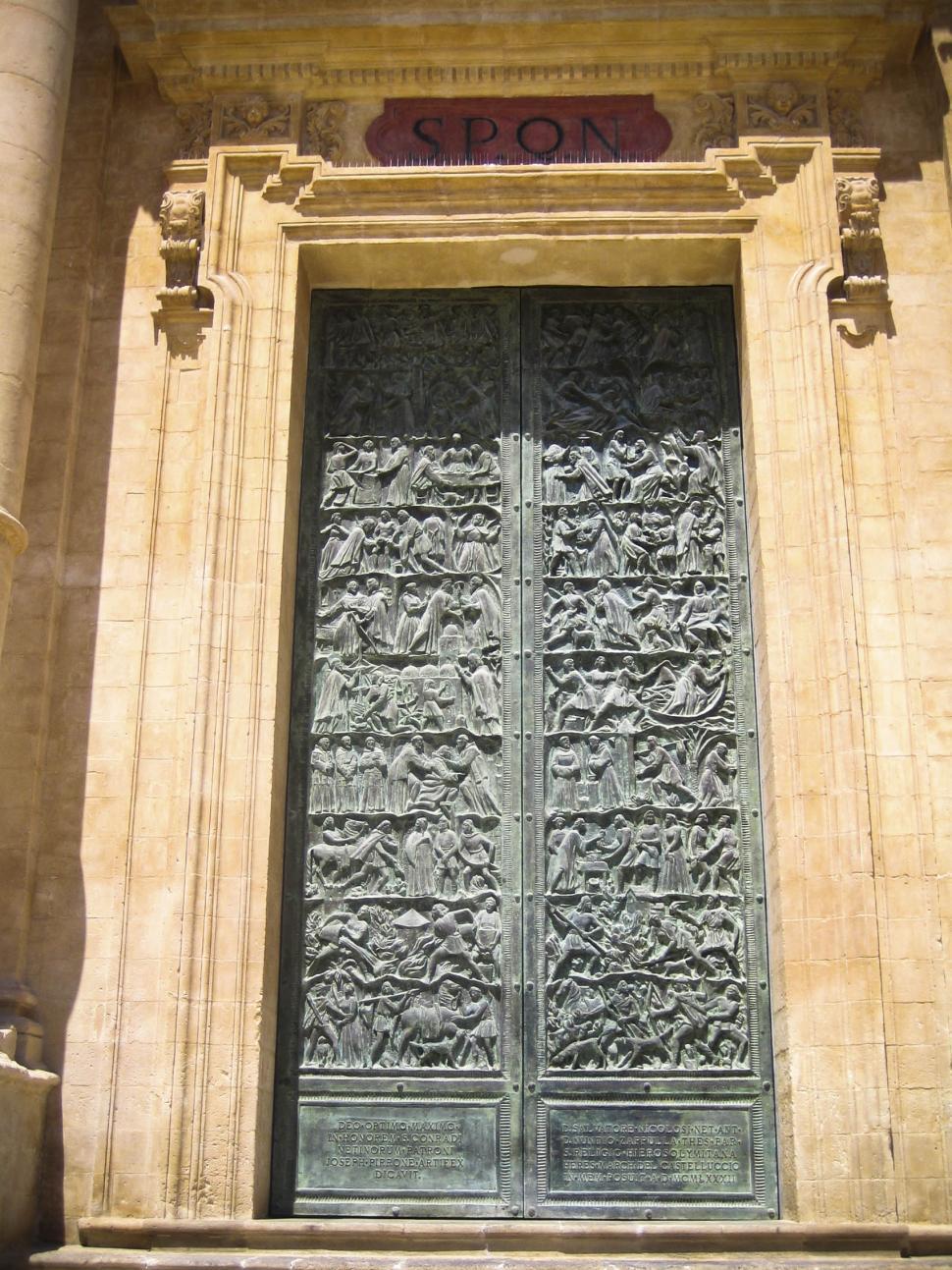 Free Image of Old ornamented metal doors 