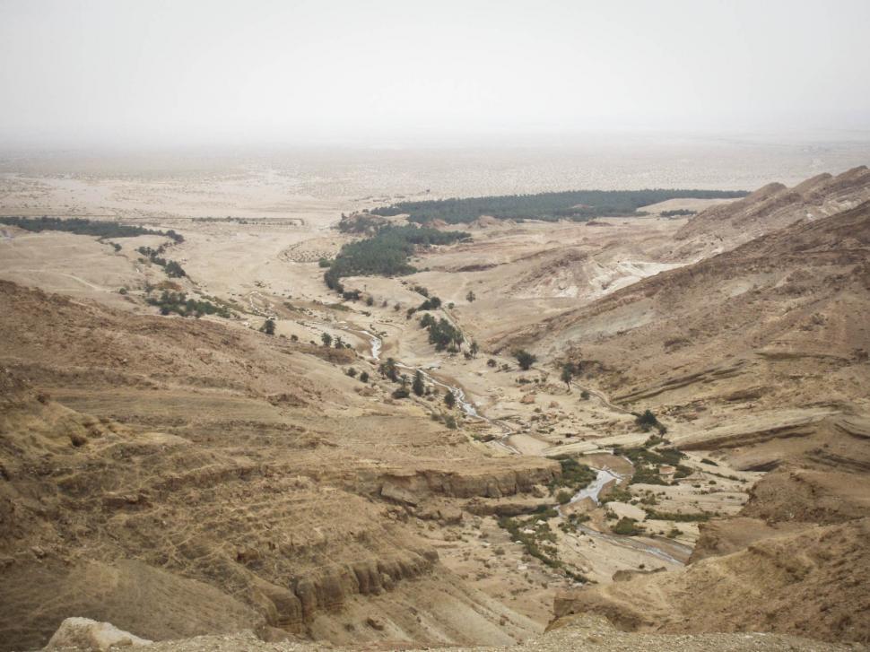 Free Image of Desert mountain range 