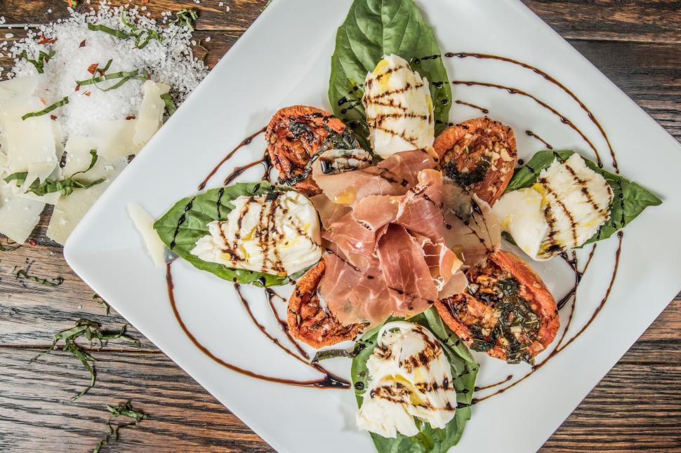 Free Image of Plate of Food on Wooden Table 