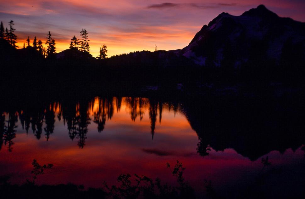 Free Image of Sunset Clouds over Picture Lake, Washington State, USA 
