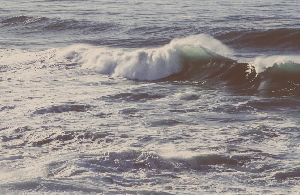Free Image of Waves matte background 