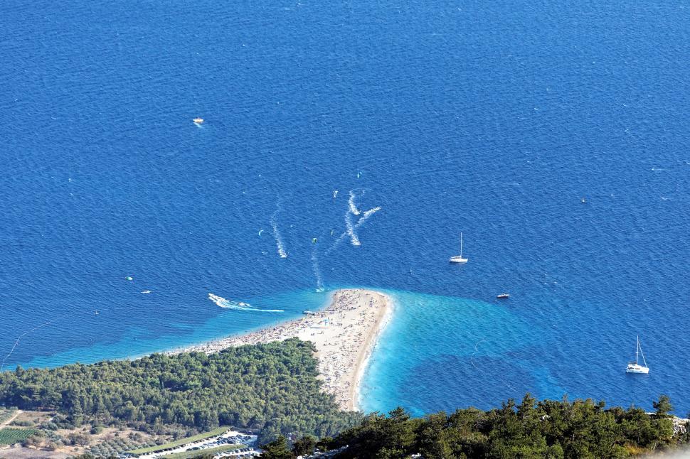 Free Image of Beach 