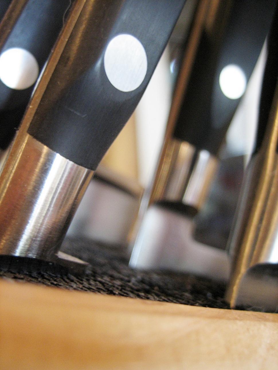 Free Image of Knives in Block 