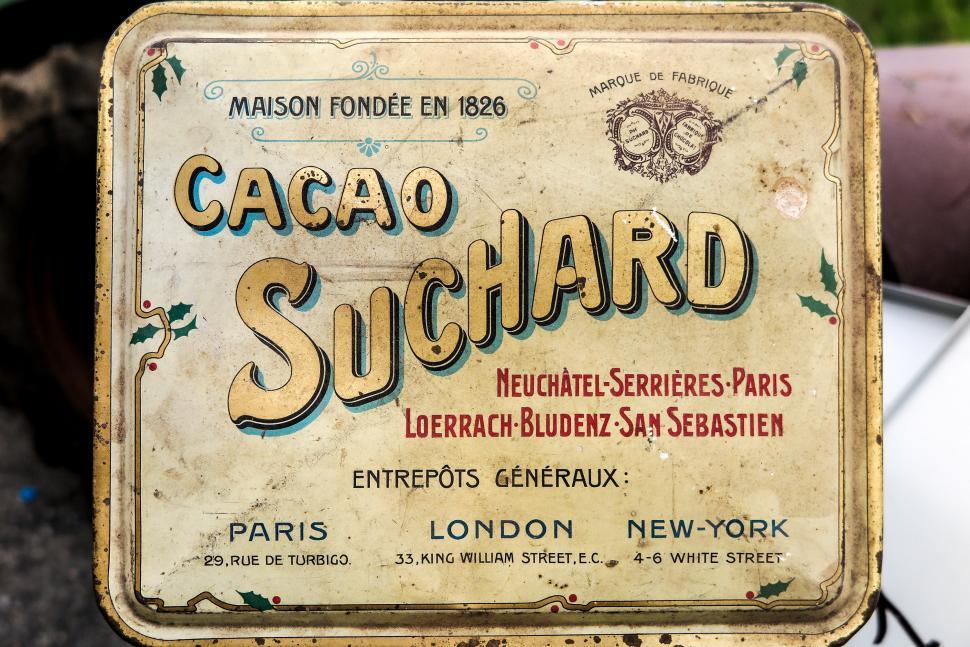 Free Image of Top of a vintage sugan tin 
