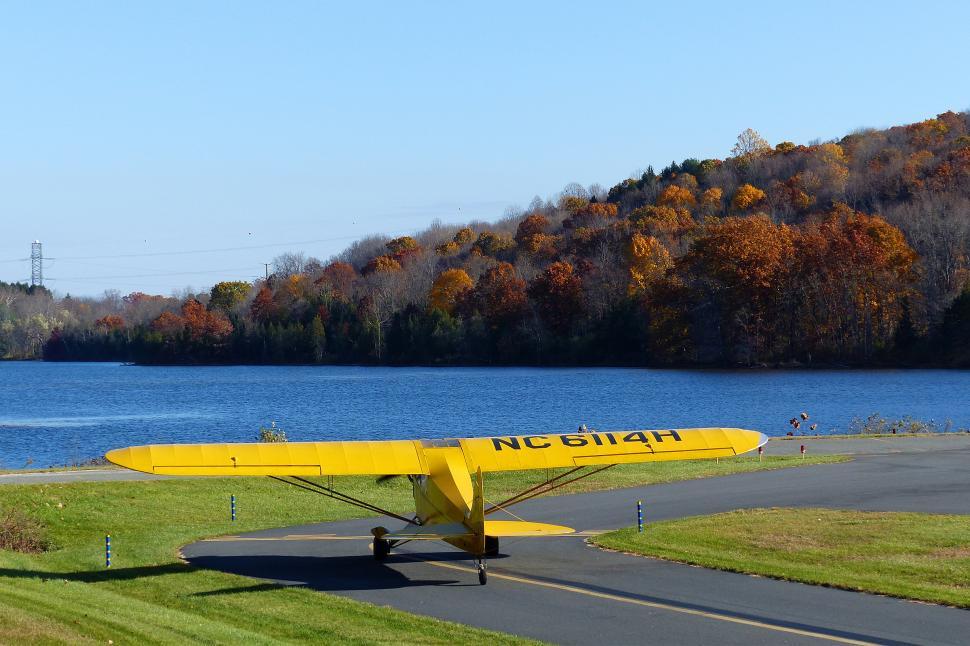 Free Image of Piper Cub Taxiing For Takeoff 