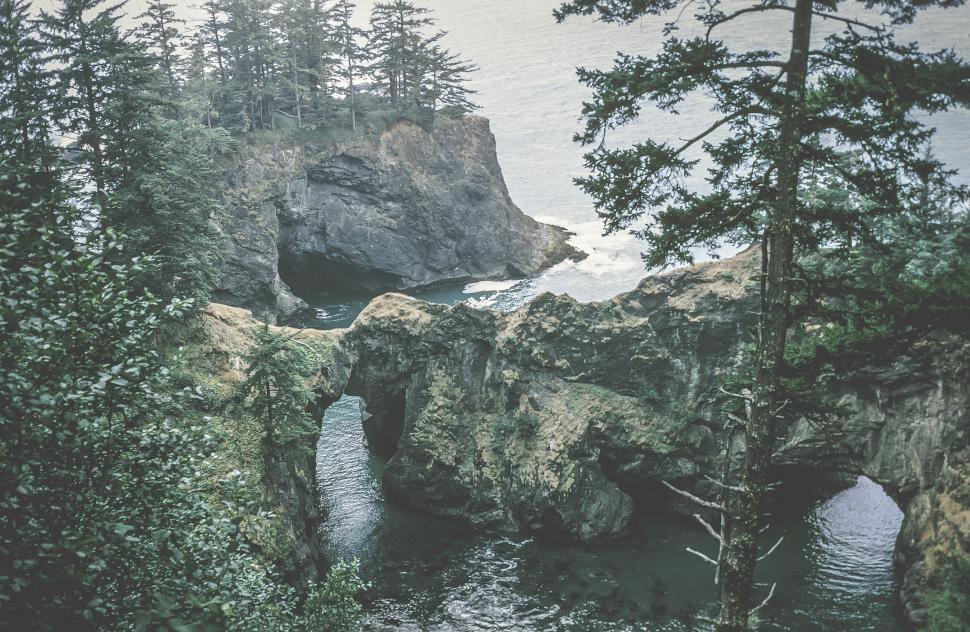 Free Image of Sea Arch, Big Sur, California Coast 
