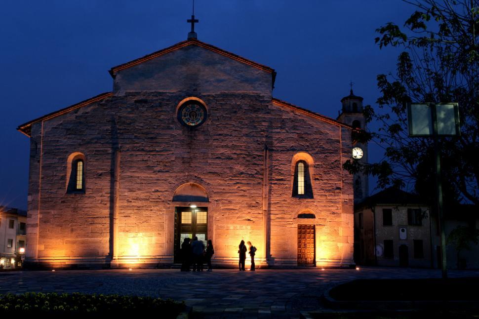 Free Image of Italy lombardy in the brebbia old church 